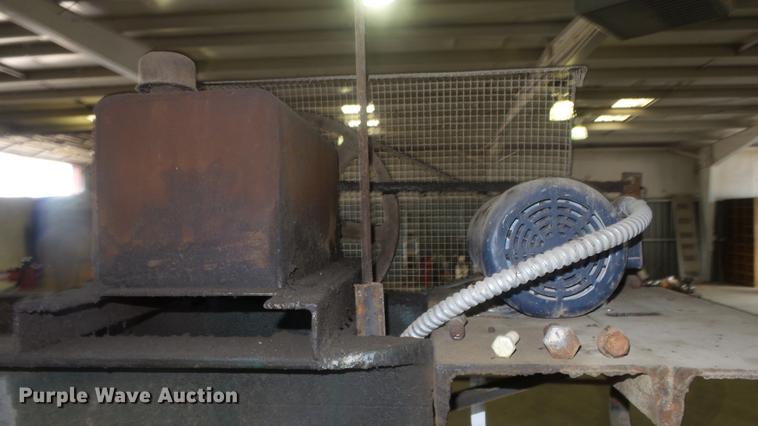 image for item EF9008 Hydraulic press