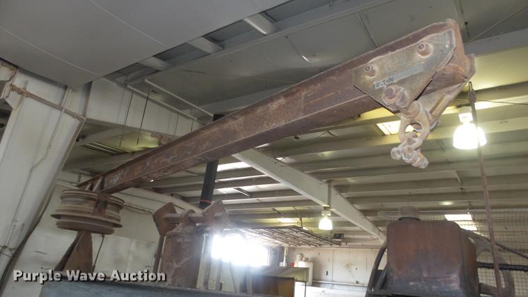 image for item EF9008 Hydraulic press