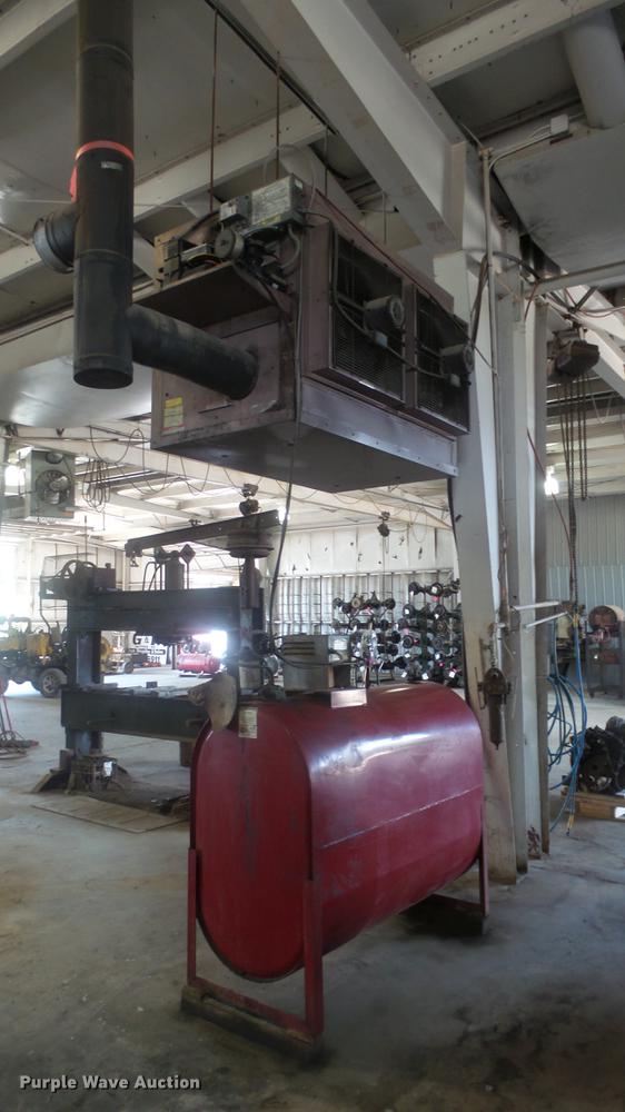 image for item EF9009 Reznor RA-350 heater