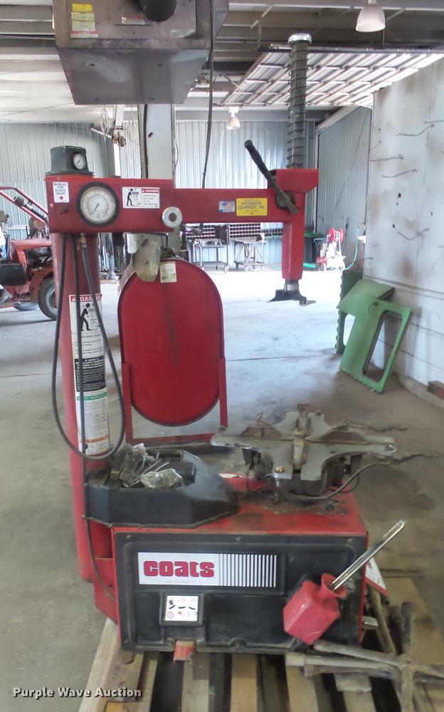 image for item EF9010 Coats 5060A rim clamp tire machine