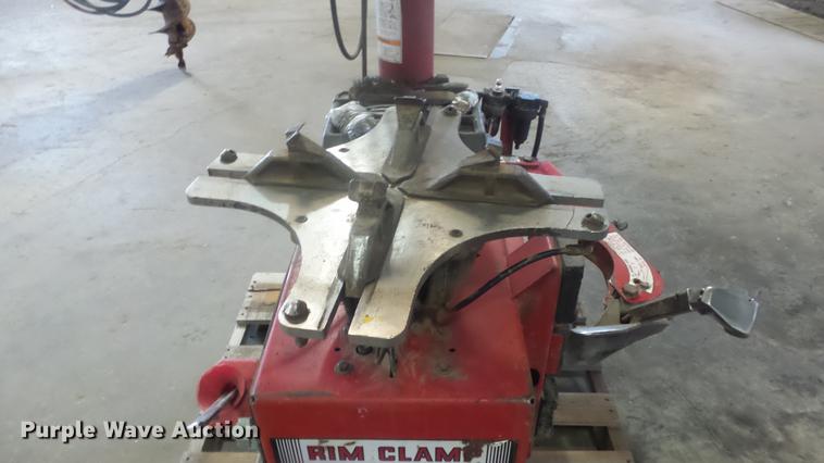 image for item EF9010 Coats 5060A rim clamp tire machine