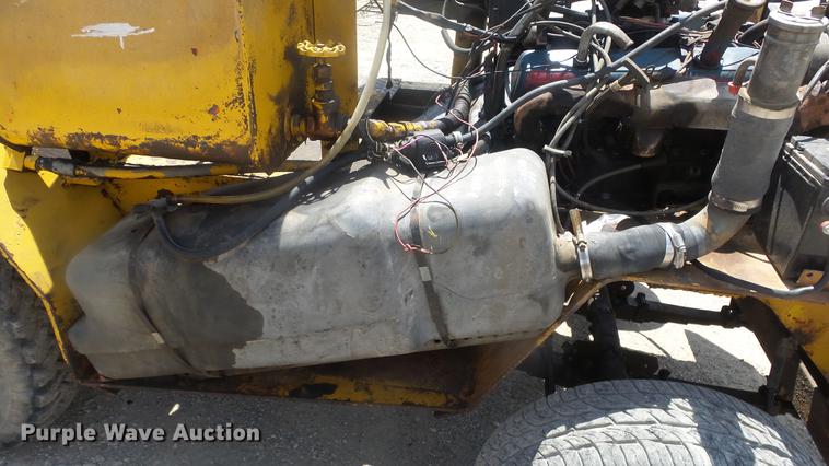 image for item EF9011 Shop built material handler