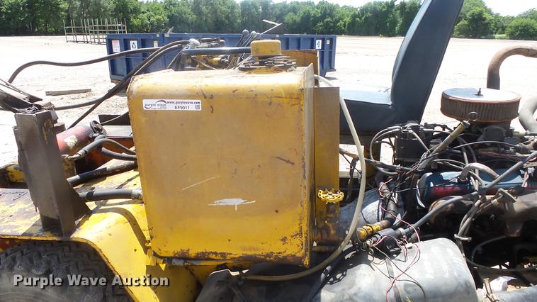 image for item EF9011 Shop built material handler