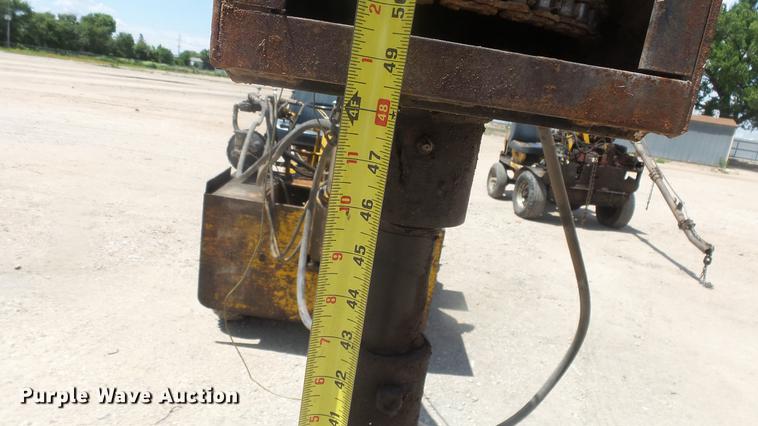 image for item EF9011 Shop built material handler