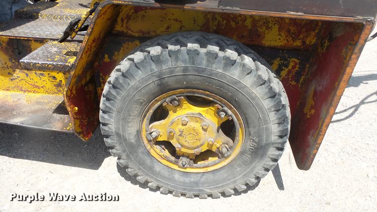 image for item EF9011 Shop built material handler