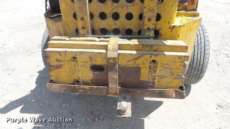 image for item EF9011 Shop built material handler