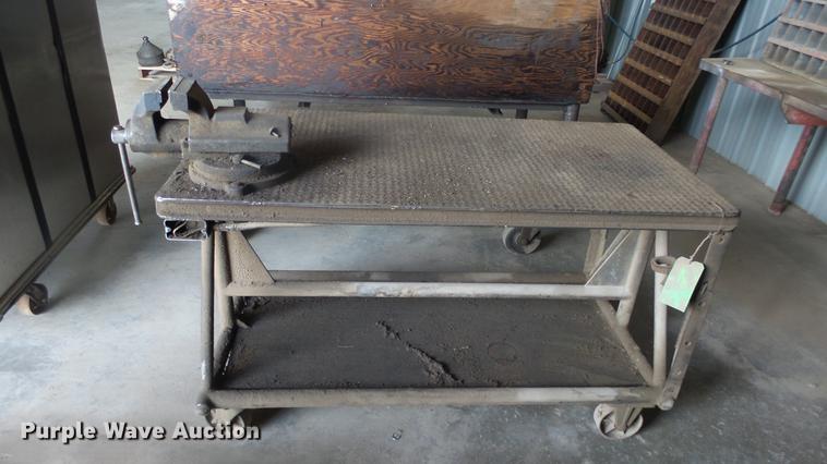 image for item EF9013 Shop tables and benches