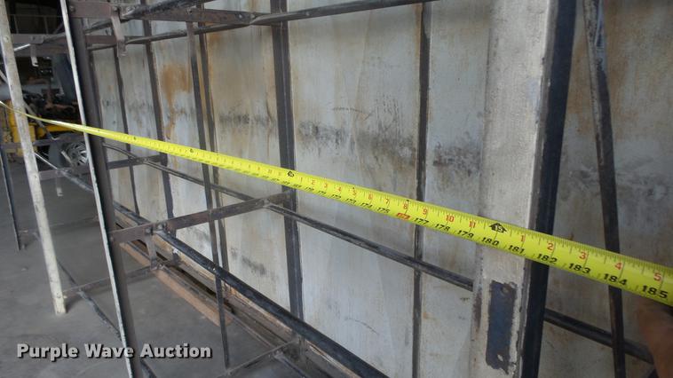 image for item EF9019 Steel tire rack