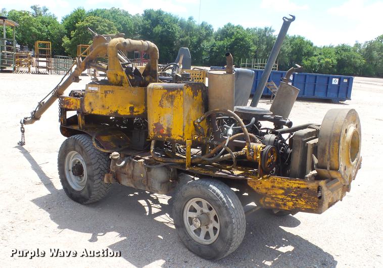 image for item EF9020 Shop built material handler