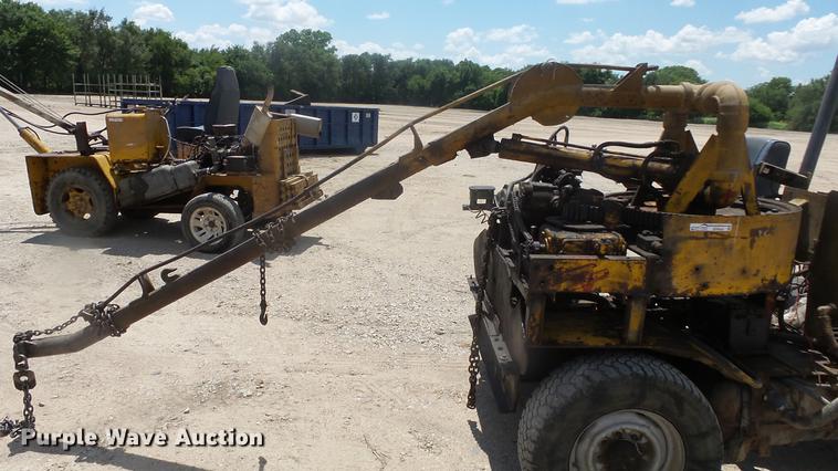 image for item EF9020 Shop built material handler