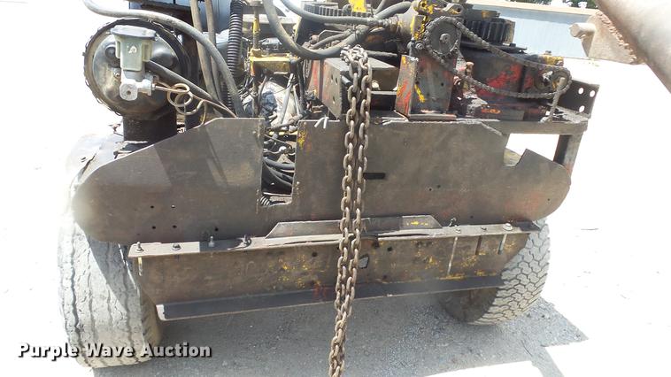 image for item EF9020 Shop built material handler