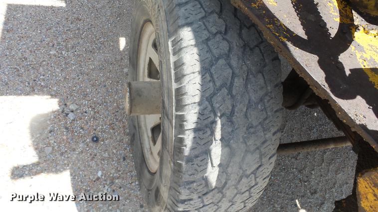 image for item EF9020 Shop built material handler