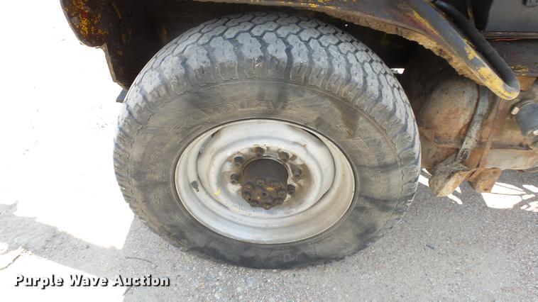 image for item EF9020 Shop built material handler