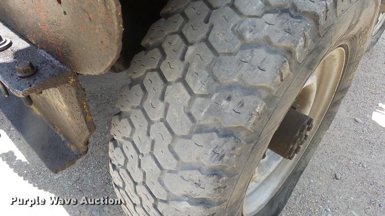 image for item EF9020 Shop built material handler