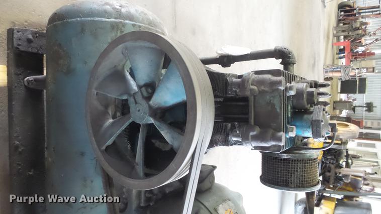 image for item EF9023 (2) air compressors