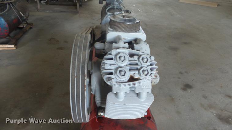 image for item EF9024 Air compressor