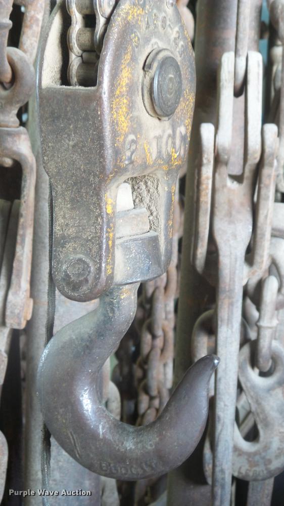 image for item EF9028 (4) chain hoists with trolleys