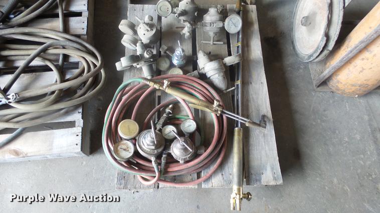 image for item EF9035 Cutting and welding tools