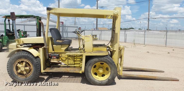 image for item EF9046 Shop built forklift