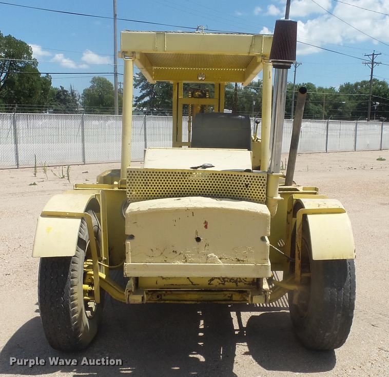 image for item EF9046 Shop built forklift