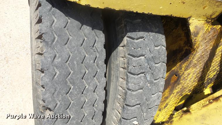 image for item EF9046 Shop built forklift