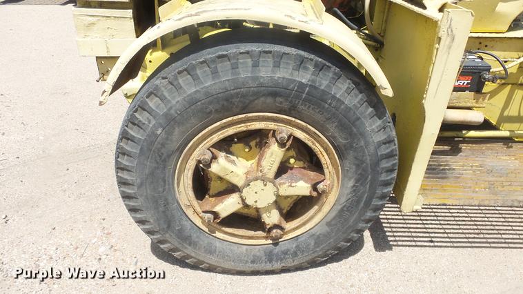 image for item EF9046 Shop built forklift