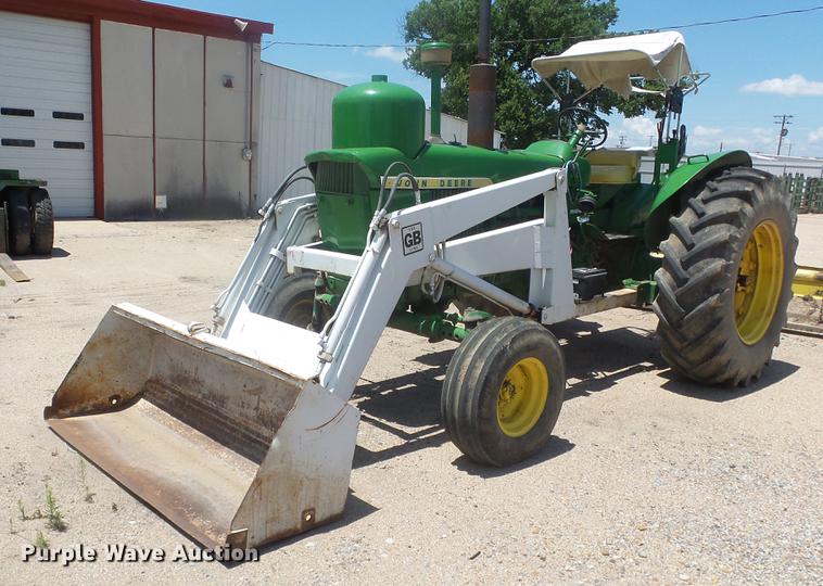 image for item EF9049 John Deere 4020 tractor