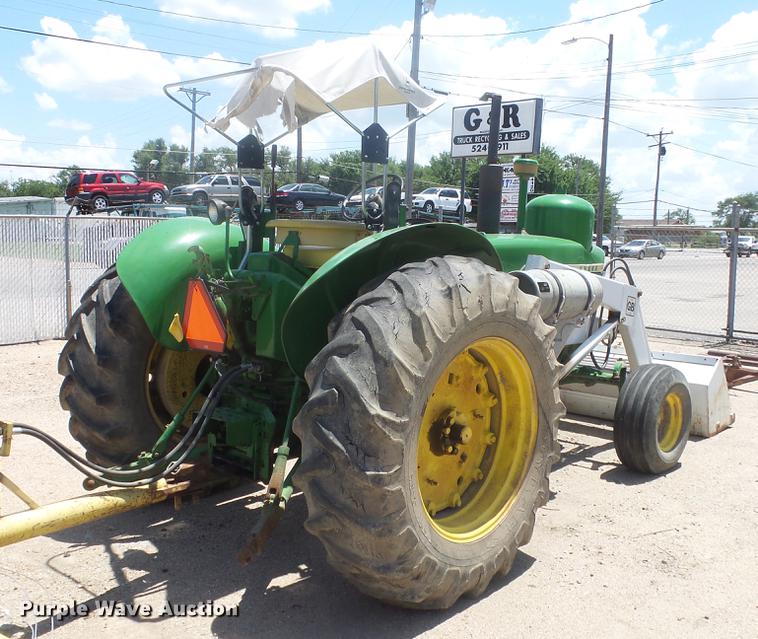 image for item EF9049 John Deere 4020 tractor