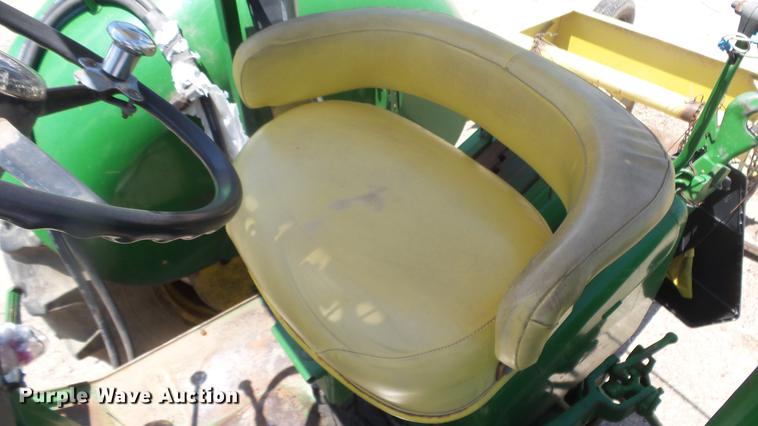 image for item EF9049 John Deere 4020 tractor