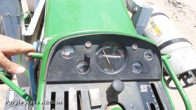 image for item EF9049 John Deere 4020 tractor