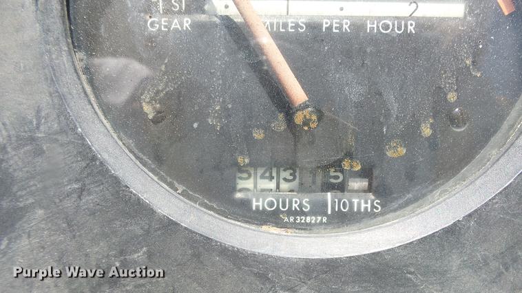 image for item EF9049 John Deere 4020 tractor