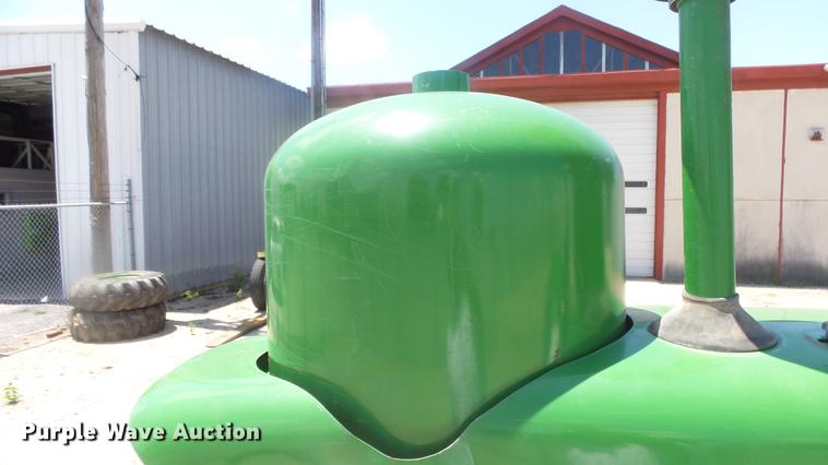 image for item EF9049 John Deere 4020 tractor