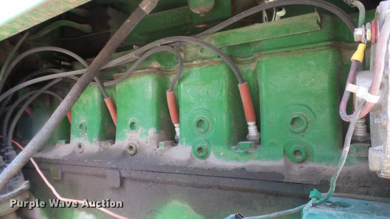 image for item EF9049 John Deere 4020 tractor