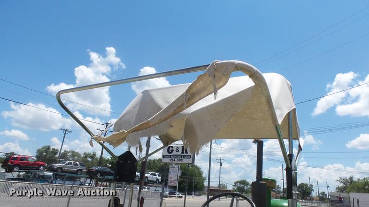 image for item EF9049 John Deere 4020 tractor