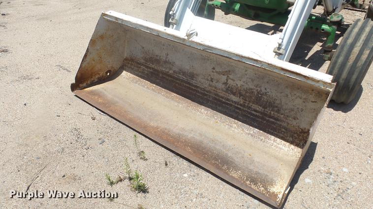 image for item EF9049 John Deere 4020 tractor