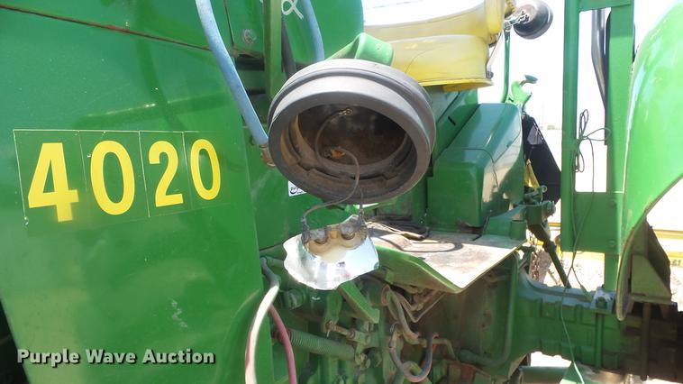 image for item EF9049 John Deere 4020 tractor