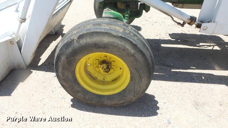 image for item EF9049 John Deere 4020 tractor