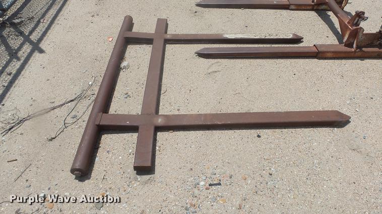 image for item EF9049 John Deere 4020 tractor