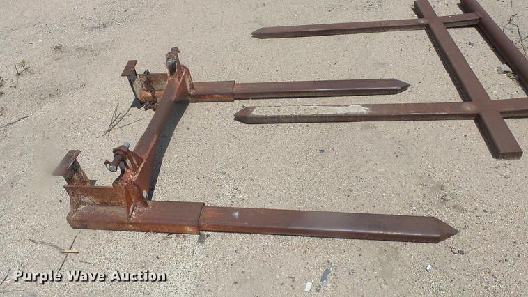 image for item EF9049 John Deere 4020 tractor