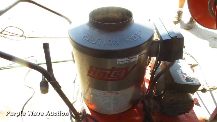 image for item EF9050 Hotsy pressure washer