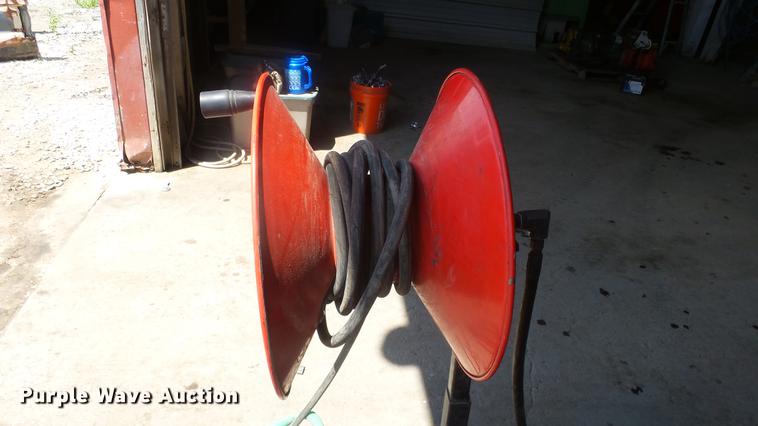 image for item EF9050 Hotsy pressure washer