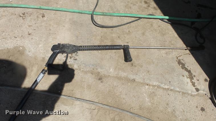 image for item EF9050 Hotsy pressure washer