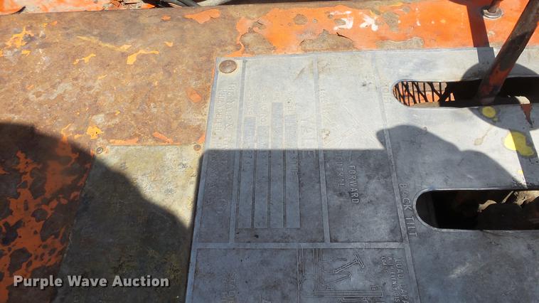 image for item EF9051 Yale LA51AT-30UF forklift