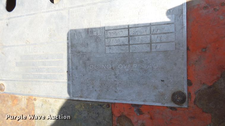 image for item EF9051 Yale LA51AT-30UF forklift