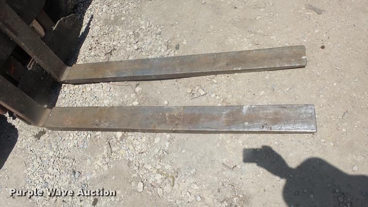 image for item EF9051 Yale LA51AT-30UF forklift