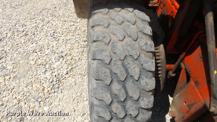 image for item EF9051 Yale LA51AT-30UF forklift