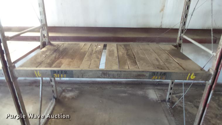 image for item EF9052 Steel shelving