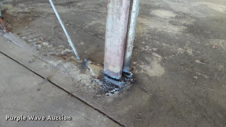 image for item EF9052 Steel shelving