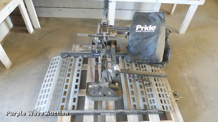 image for item EF9053 Pride wheelchair lift