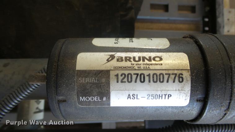 image for item EF9053 Pride wheelchair lift